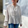 INA Copenhagen Ina Copenhagen Blouse - Caroline Linen - Off White | Blouses