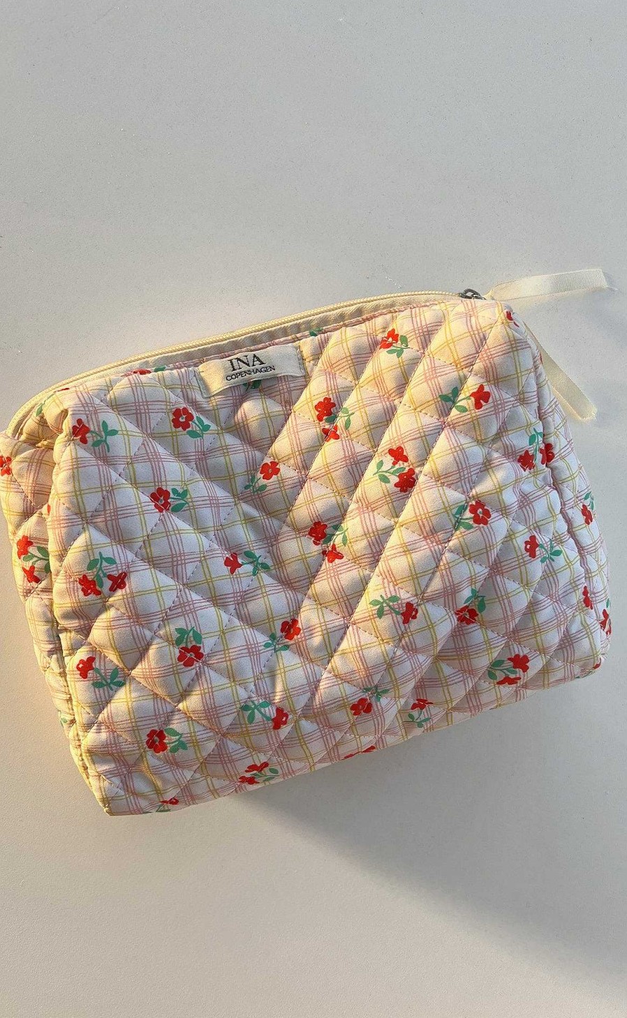 INA Copenhagen Ina Copenhagen Makeup Bag - Sandra - Checkered Flower | Bags