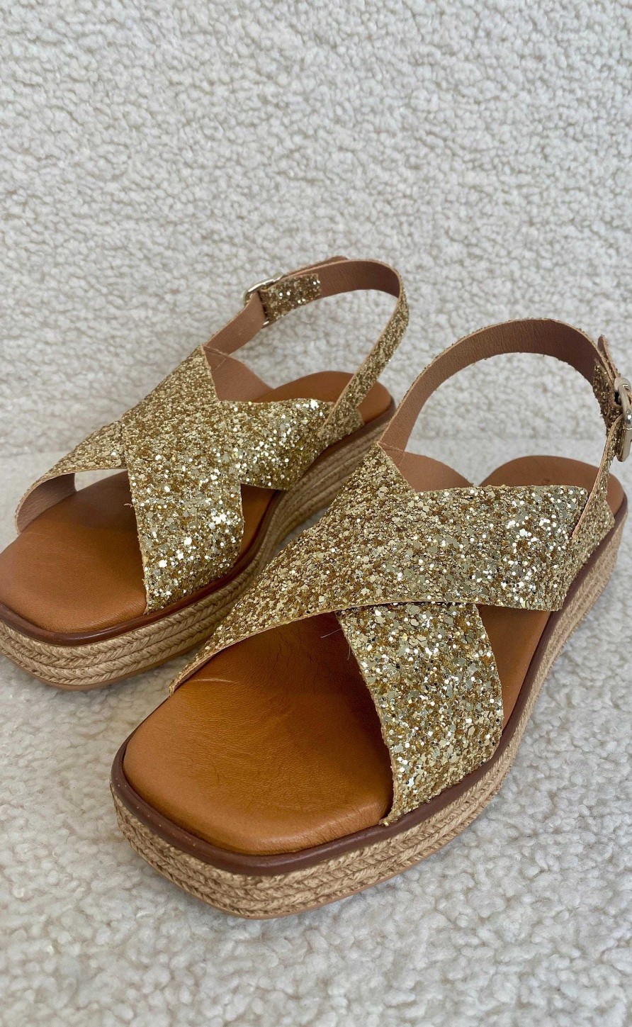 TIM u0026 SIMONSEN Tim & Simonsen Sandals - Sussie - Glitter Oro | Shoes, Boots & Sandals