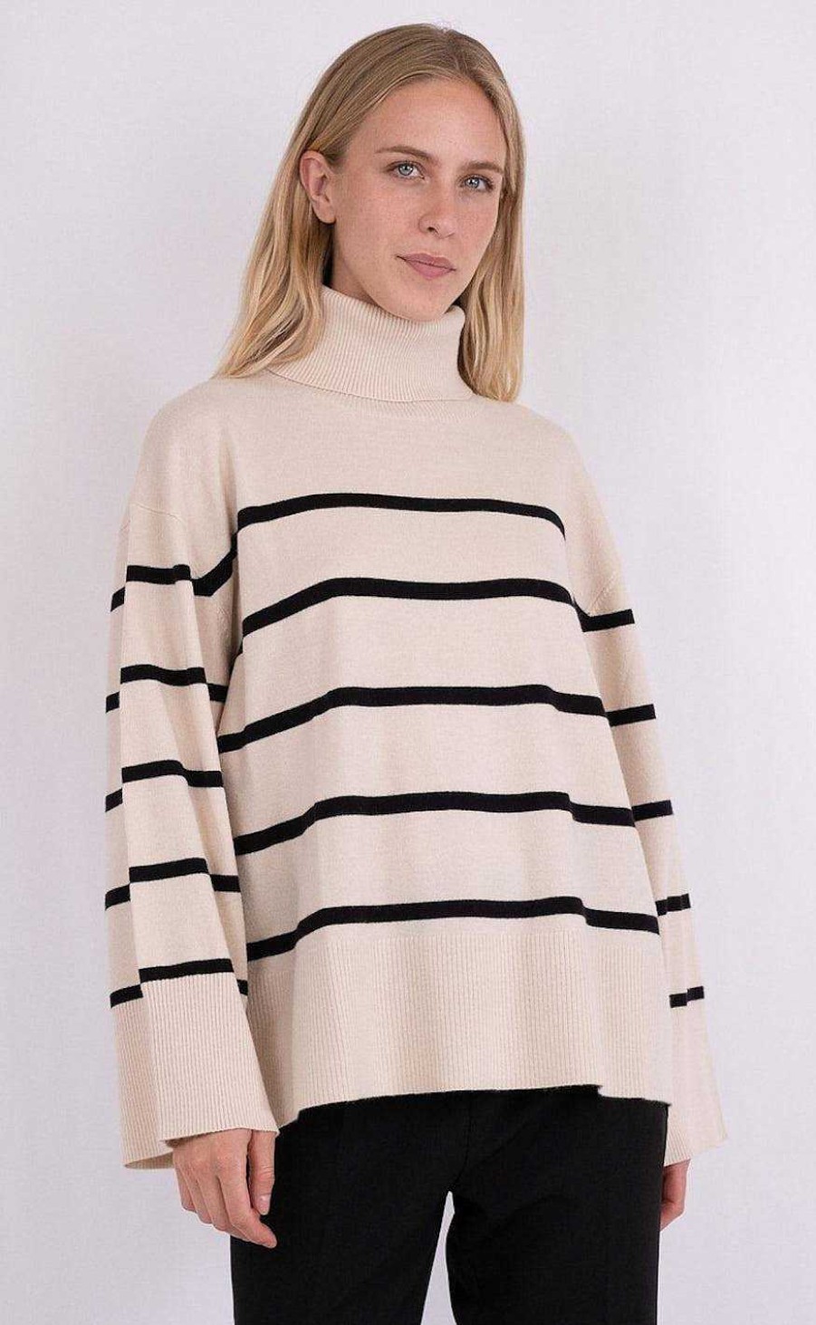 NEO NOIR Neo Noir Knitwear - Ruby Stripe - Sand | Knitwear & Sweat