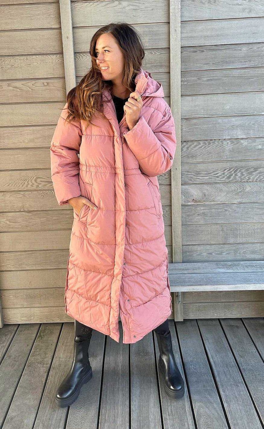 Basic Apparel Basic Apparel Jacket - Dagmar Coat - Old Rose | Jackets & Coats