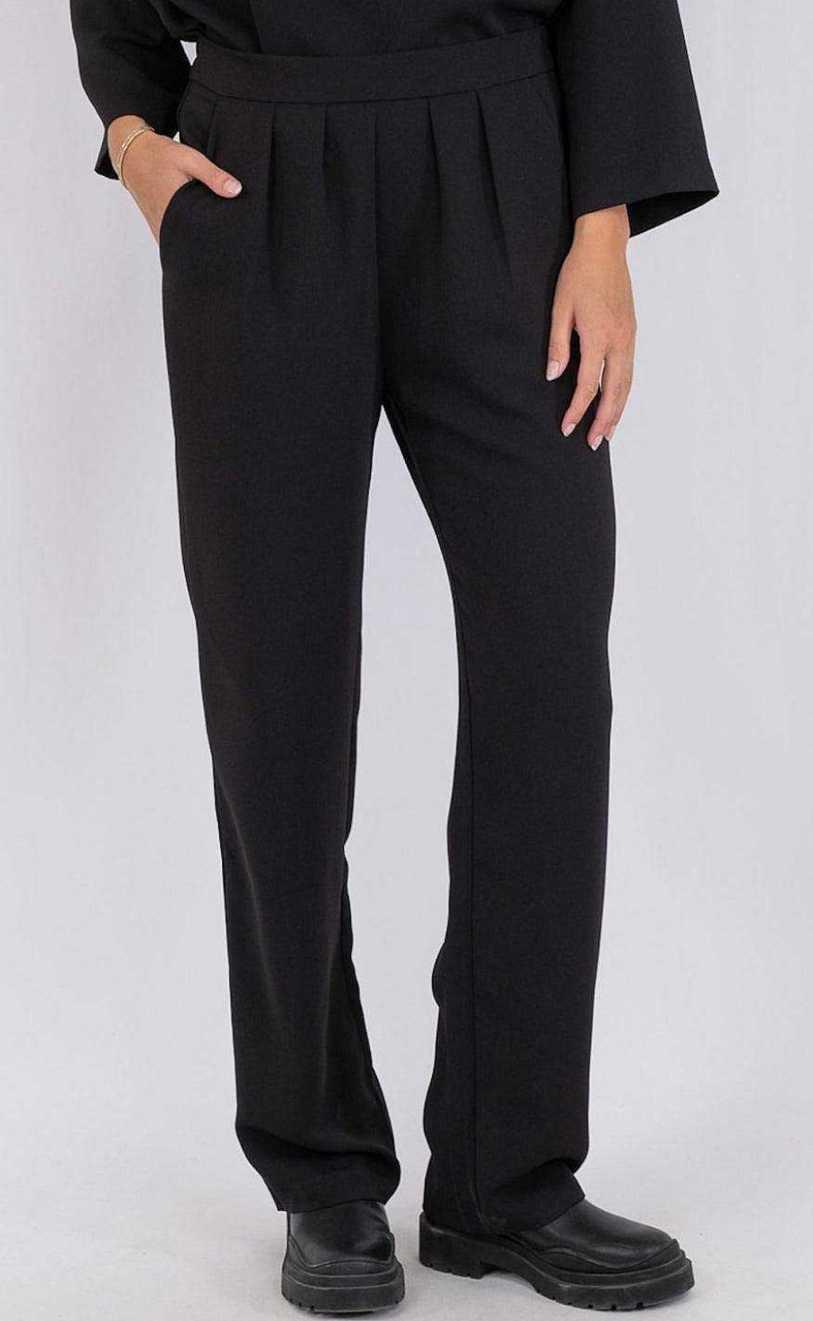 NEO NOIR Neo Noir Pants - Lotan - Black | Trousers & Jeans