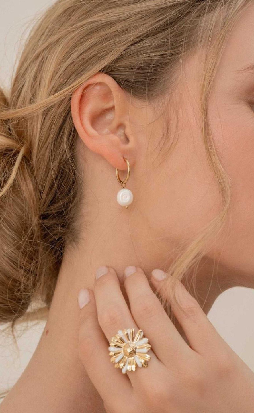 Smykkeli Copenhagen Sykkeli Copenhagen Earrings - Tokyo - Gold W. Freshwater Pearl | Jewelry