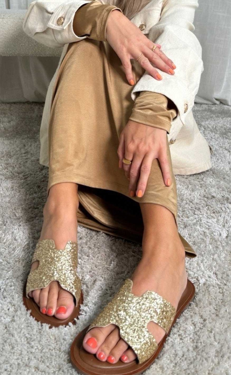 Copenhagen Shoes Copenhagen Shoes Sandals - Ivy - Gold Glitter | Shoes, Boots & Sandals